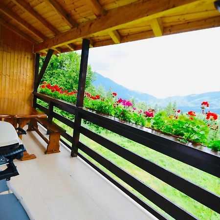 Nature House Предеал Екстериор снимка